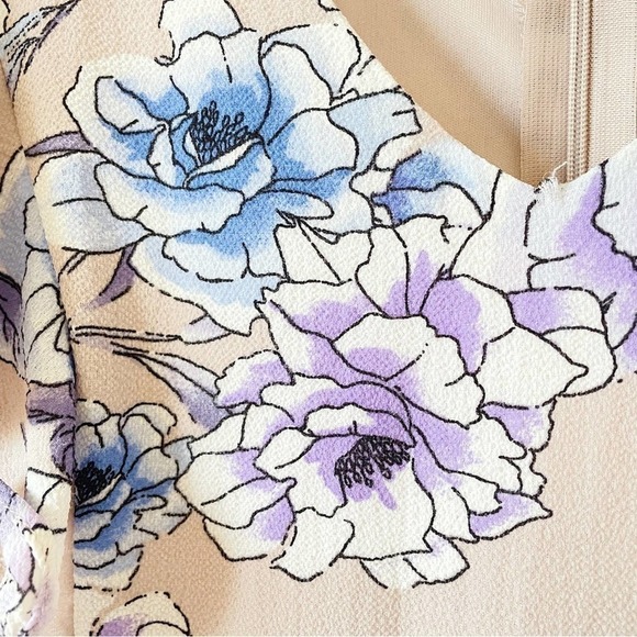 Altar’d State Floral Summer Dress Beige V-neck Flounce Sleeves Fit and Flare M - Picture 7 of 10